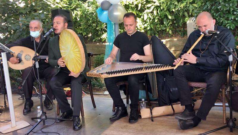 İlahi Grupları İlahi Grupları