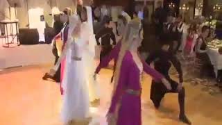 Profesyonel kafkas ekibimizle düğün nişan sünnet organizasyonlarınıza güzellik katıyoruz. kafkas ekibi kiralama için bizi arayın Profesyonel kafkas ekibimizle düğün nişan sünnet organizasyonlarınıza güzellik katıyoruz. kafkas ekibi kiralama için bizi arayın